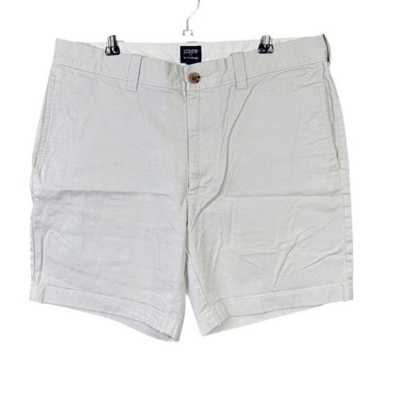 J. Crew Flat Front Trouser Shorts 7" inseam khaki tan beige Men's size 32 - Picture 1 of 13